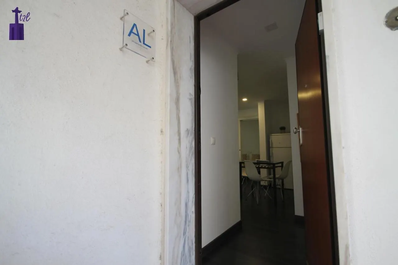 Lisbon North Apartment